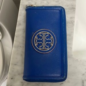 Tory Burch wallet